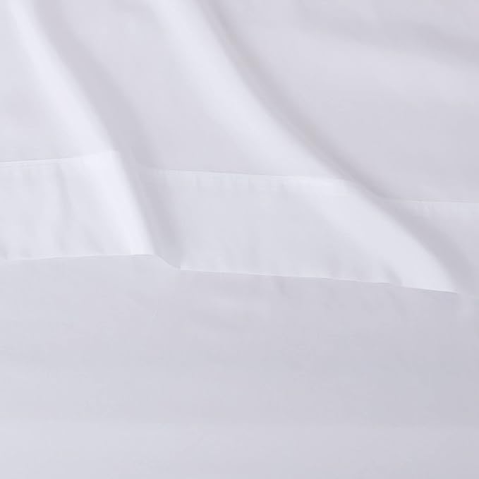 Amazon Basics Lightweight Breathable Wrinkle-Free Brushed Microfiber 3-Piece - Image 4