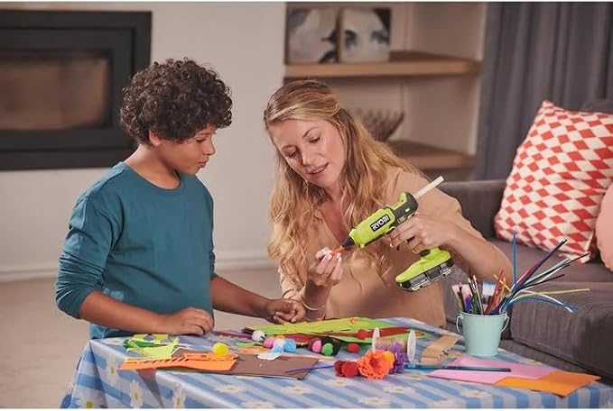 RYOBI ONE+ 18V Cordless Dual Temperature Glue Gun - Image 3