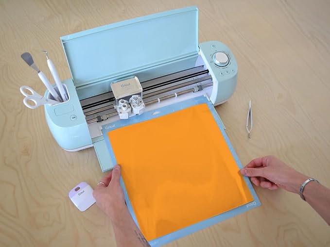 3M 7125 Apricot Gloss Permanent Adhesive Vinyl Roll - Image 3