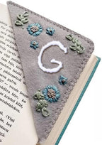 MOTEERLLU Personalized Hand Embroidered Corner Bookmark - Image 2