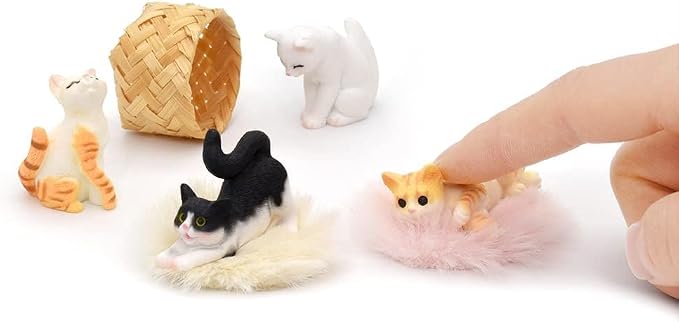 iland Mini Cat Figurines, 1/12 Scale Miniature Dollhouse Accessories, Cute Cake by ILANDTradingCoLtd