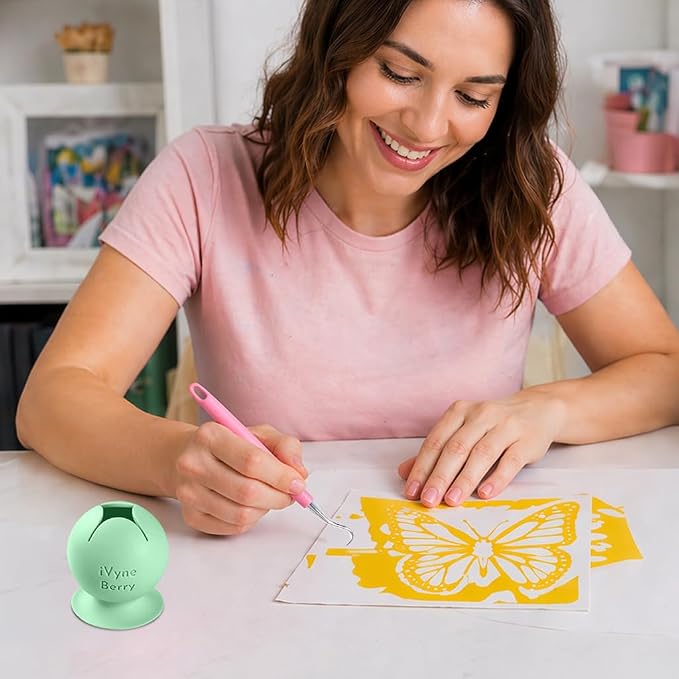iVyne Berry Suctioned Vinyl Weeding Scrap Collector | Versatile Multi-Surface - Image 9