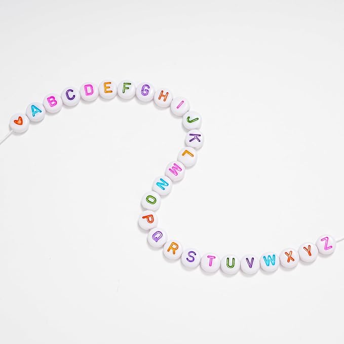 1400 Pieces 4x7mm White Round Acrylic Alphabet Letter Beads A-Z Heart Pattern - Image 5