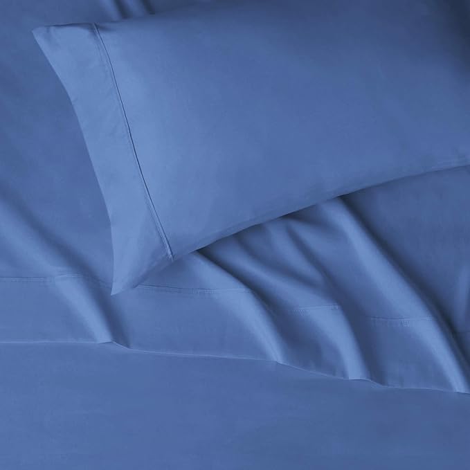Amazon Basics Lightweight Ultra-Soft Breathable Brushed Microfiber 3-Piece Bed - Image 3