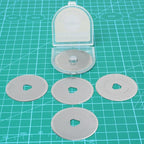 45mm Rotary Cutter Blades 50 Pack Replacement - Image 5