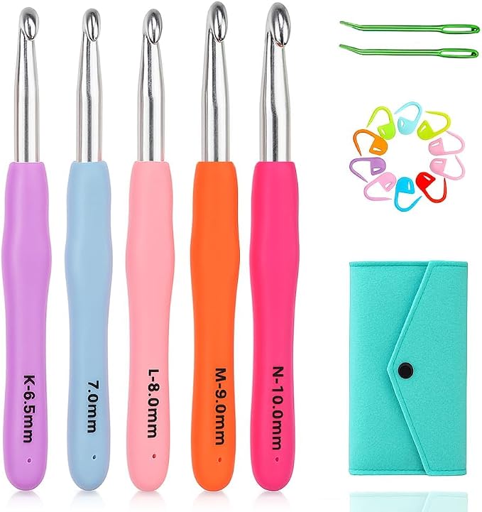 Yarniss Large Ergonomic Crochet Hooks Set 6.5mm 7.0mm 8.0mm 9.0mm 10.0mm by Yarniss