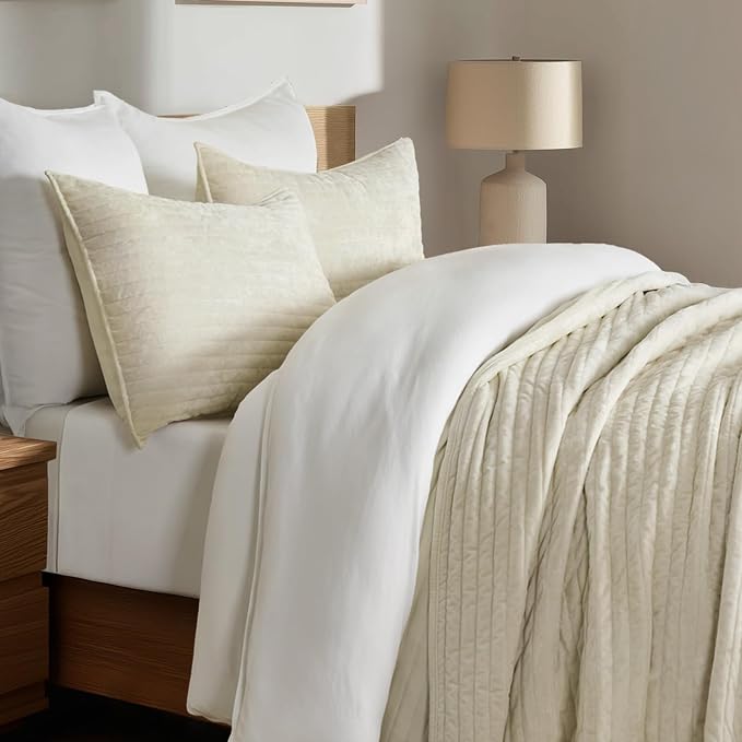 EVERGRACE Velvet Quilt Set California King 118'' x 106'', Luxurious Soft - Image 4