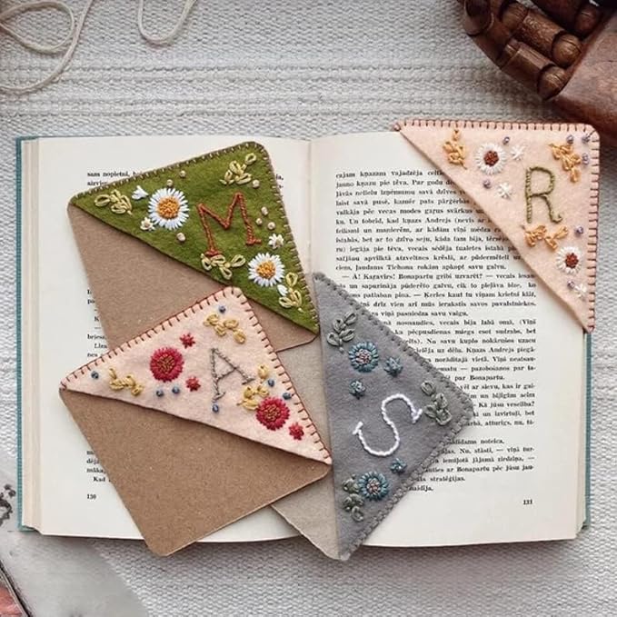 MOTEERLLU Personalized Hand Embroidered Corner Bookmark - Image 5