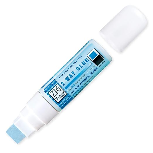 Kuretake Zig 2 Way Glue Stick Pen, Board Tip, 15mm Tip, AP-Certified, Made in by Kuretake
