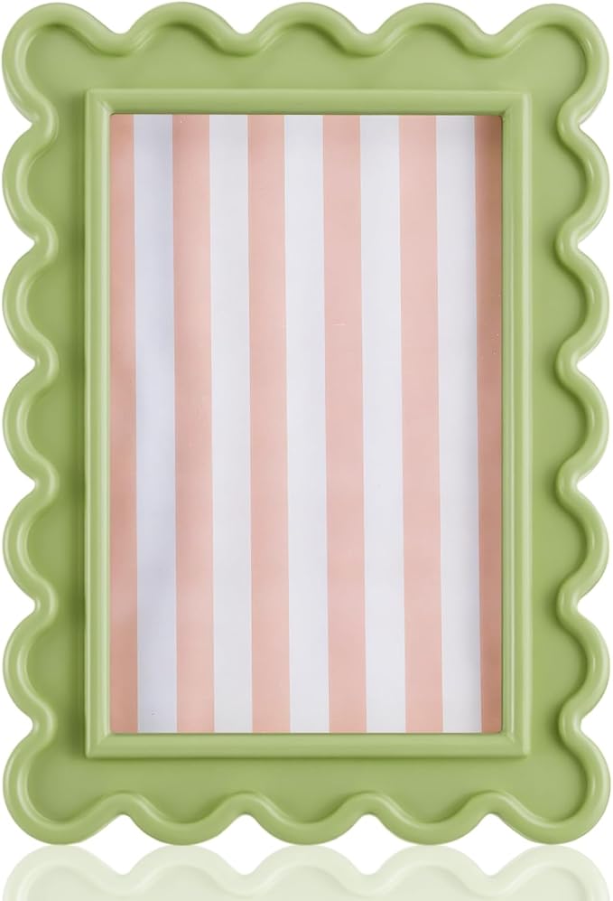AceOrbit 4x6 Inches Light Green Flower Wavy Scalloped Picture Frame Cute Wavy by Unknown