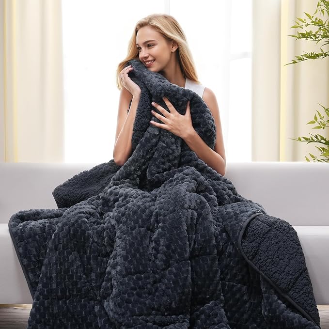 Drewin Weighted Blanket Queen Size 20lbs, Soft Cozy Jacquard Sherpa Weighted - Image 7
