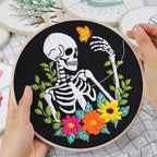 Louise Maelys 3 Pcs Halloween Embroidery Kit - Image 4