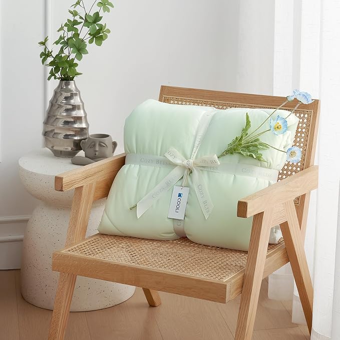 Cozy Bliss Cooling Comforter King Size, Cooling Blankets - Image 6