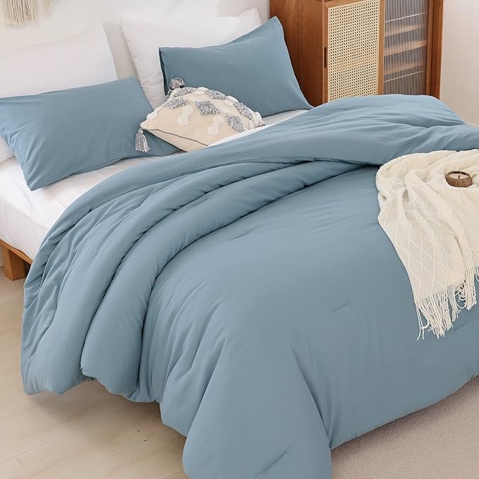 ROSGONIA Oversized Queen Comforter Dusty Blue - Image 2