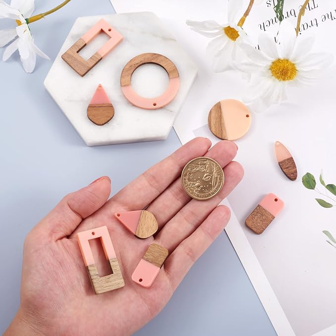 FASHEWELRY 12Pcs Resin & Wood Pendants Two Tone Flat Round/Ring/Rectangle/Horse - Image 2