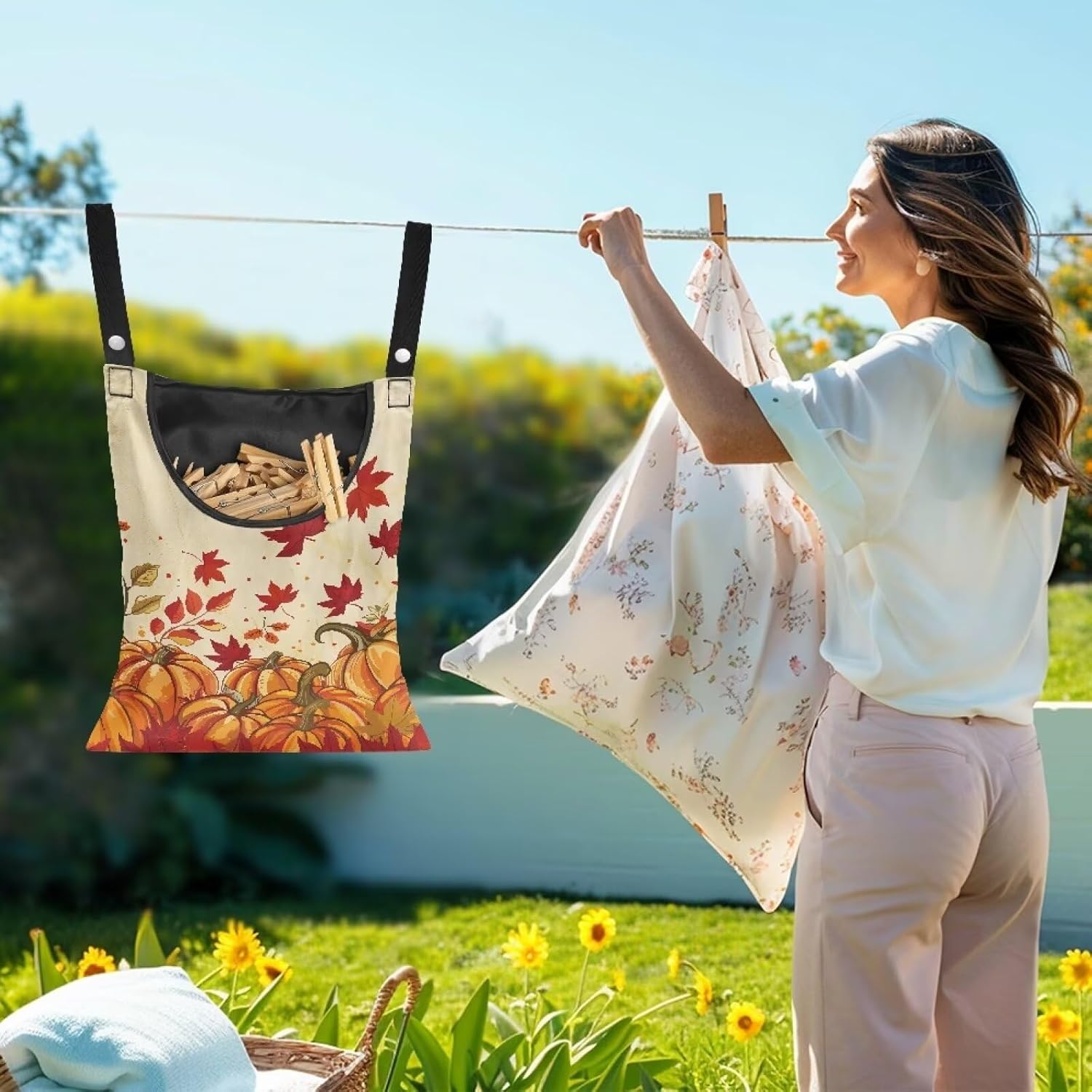 Maple Leaf Clothespin Bag Thanksgiving Pumpkin Hanging Storage Organizer Clothes Pin Bag Waterproof Laundry Clothespin Bag Clothespin Holder for Clothesline Outdoor