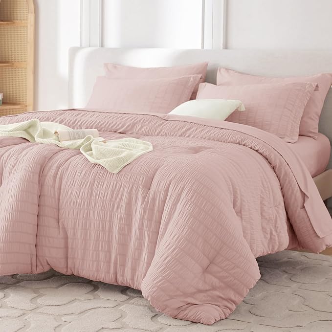 MUXHOMO 7 Pieces California King Comforter Set, Seersucker Bed in a Bag Cal by MUXHOMO
