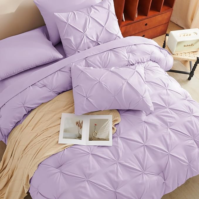 HIMEET Pintuck Bed in a Bag, 7 Pieces Queen Size Comforter Set Lavender - Image 4