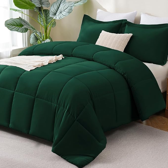 CozyLux Oversized King Comforter Set, 3 Pieces Emerald Green 120x98 Box by CozyLux