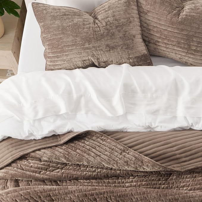 EVERGRACE Velvet Quilt Set Queen Size, Luxurious Soft Striped Channel Bedding - Image 3