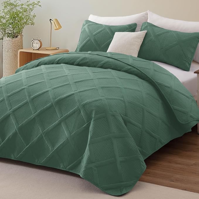 Exclusivo Mezcla Oversized King Quilt Set- Green Cal King Quilts Bedding Set - Image 2