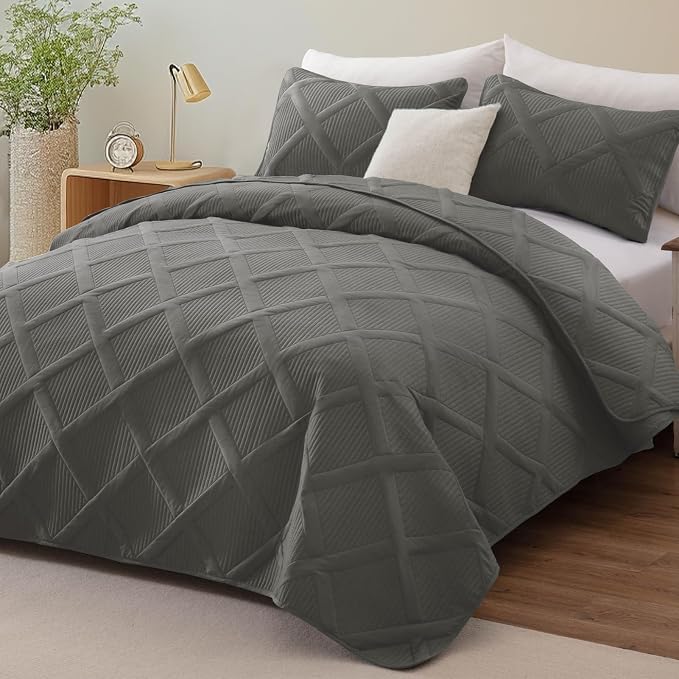 Exclusivo Mezcla King Quilt Set- Grey Quilts Bedding Set - Image 2