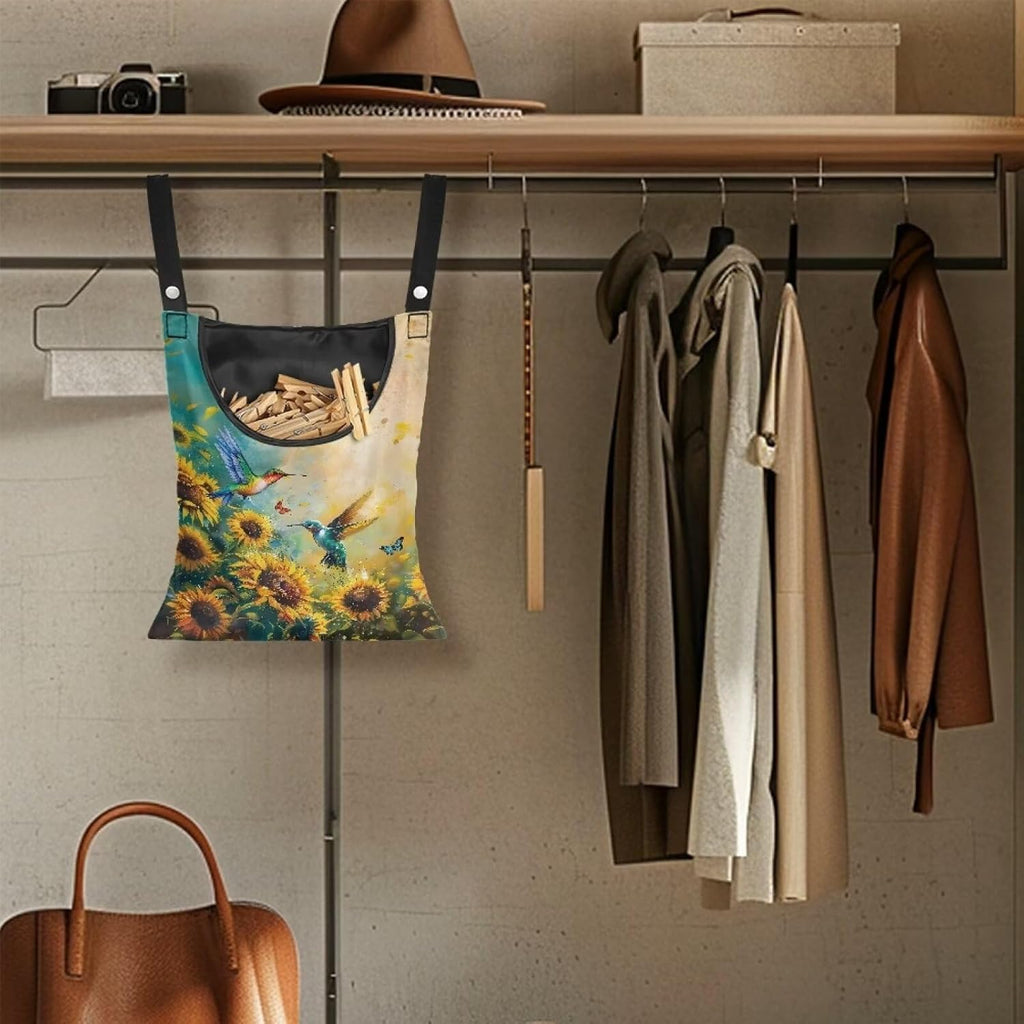 Clothes Pin Hanging Bag with Big Opening Storage Clothes Pins & Mini Clothespins，Hanging Laundry Bag Fits Retractable Clothes Line Outdoors（Hummingbird Sunflower）