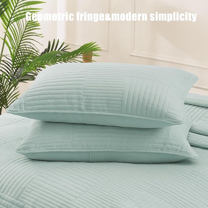 Whale Flotilla Ultra Soft Twin Quilt Bedding Set, Lightweight Microfiber Aqua - Image 6