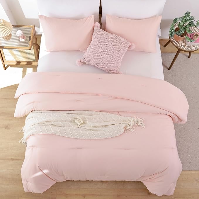 ROSGONIA Oversized King Comforter Blush - Image 5