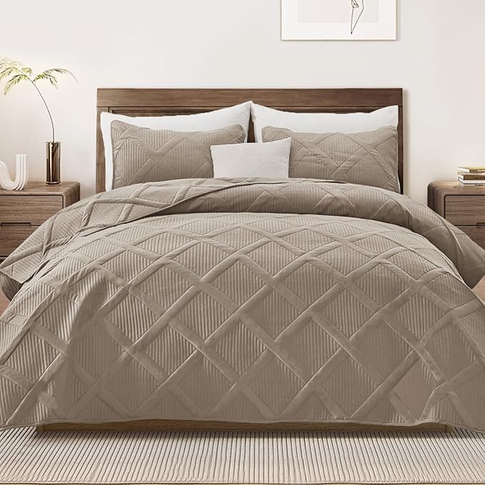 Exclusivo Mezcla Full Queen Size Quilt Set by ExclusivoMezcla