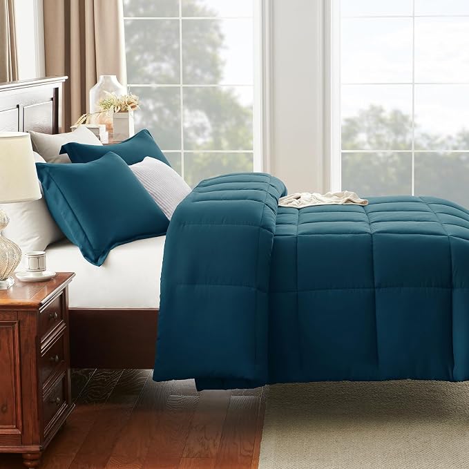 CozyLux Oversized King Comforter Set, 3 Pieces Lyons Blue 120x98 Box Stitched - Image 8
