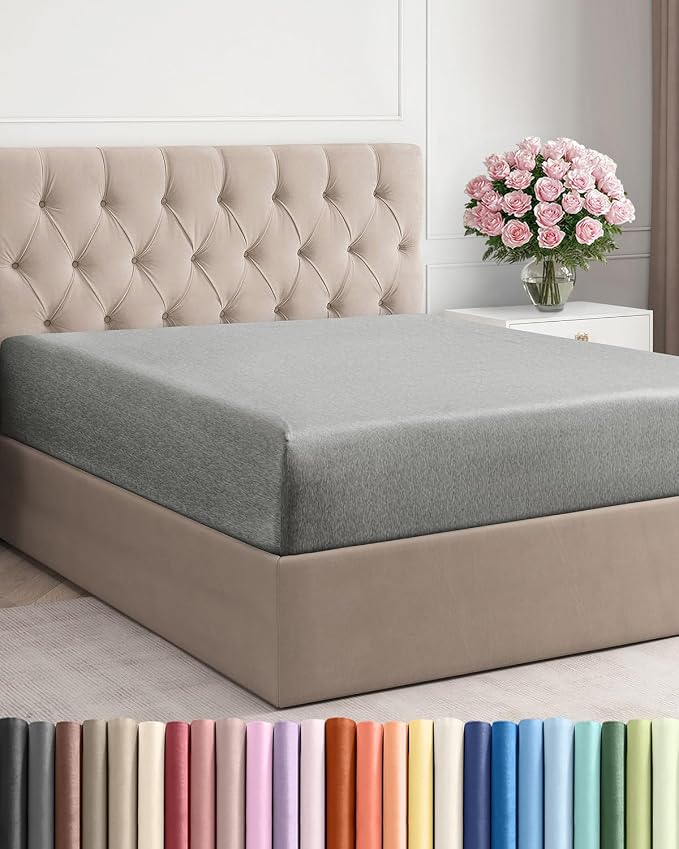 King Fitted Bed Sheet by CGKUnlimited