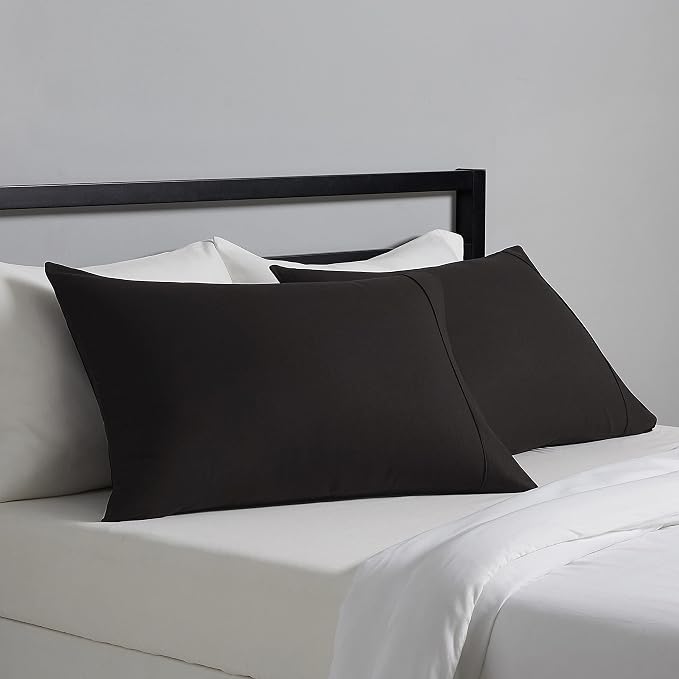 Amazon Basics Standard Pillowcases Set of 2 by AmazonBasics
