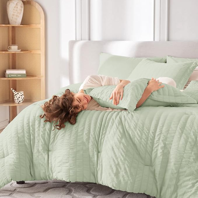 MUXHOMO 7 Pieces Full Comforter Set, Seersucker Bed in a Bag Full Size - Image 7