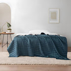 YnM Exclusive Weighted Blanket, Soothing Cotton, Smallest Compartments - Image 5
