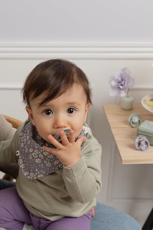 BIBS Colour Liberty Soother 2-Pack, BPA Free Dummy Pacifier, Round Nipple. Natural Rubber Latex, Made in Denmark, Size 2 (6-18 Months), Eloise Dusty Blue