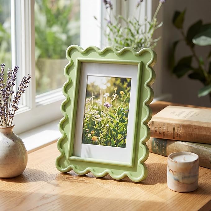 AceOrbit 4x6 Inches Light Green Flower Wavy Scalloped Picture Frame Cute Wavy - Image 4