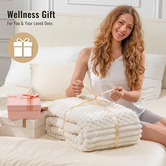 Uttermara Fleece Weighted Blanket - Image 6