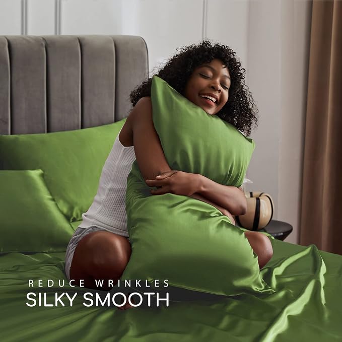 MR&HM Satin Bed Sheets, Queen Size Sheets Set - Image 3