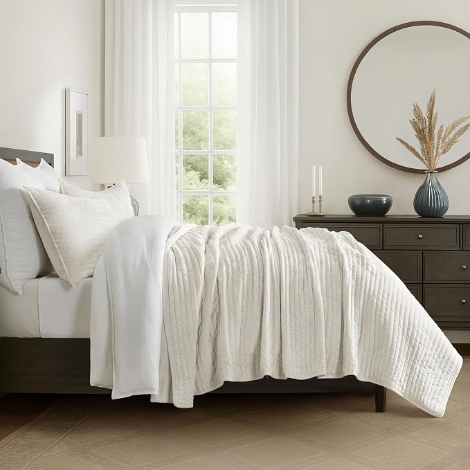 EVERGRACE Velvet Quilt Set Queen Size, Luxurious Soft Striped Channel Bedding - Image 5