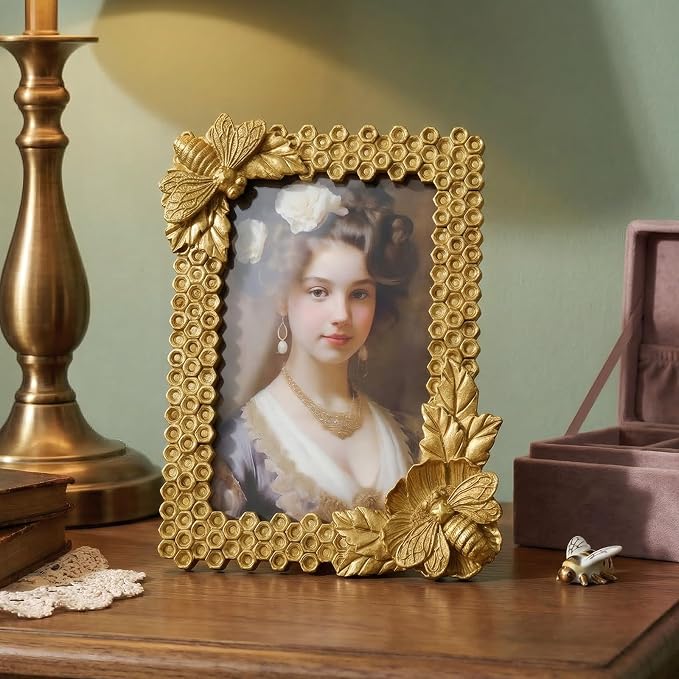 Cuspin 4x6 Gold Picture Frame, Vintage Honeycomb Decorative Resin Photo Frame - Image 2