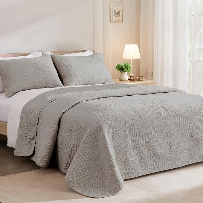 Exclusivo Mezcla Twin Quilt Bedding Set, Lightweight Light Grey Quilts Twin Size - Image 2