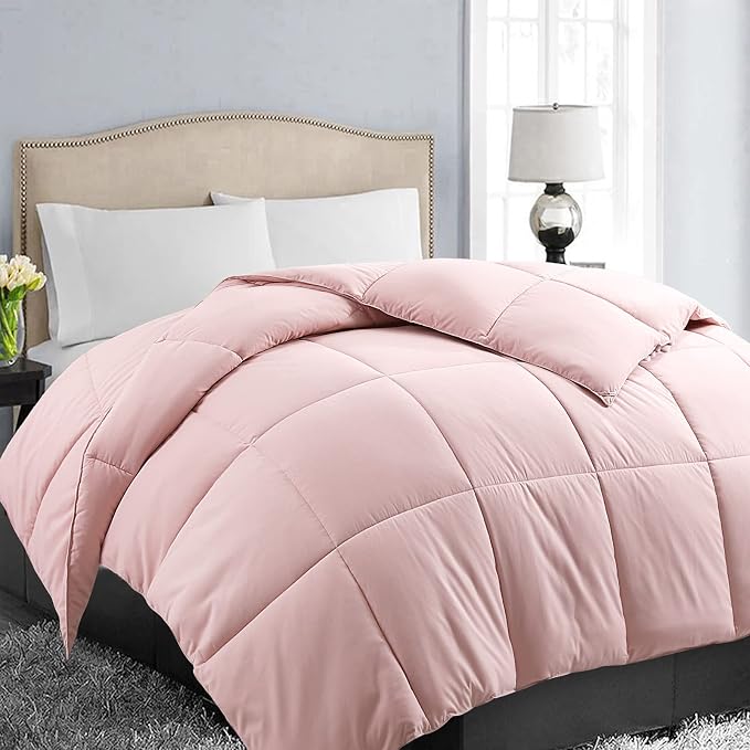 EASELAND Queen Size Down Alternative Comforter by EASELAND