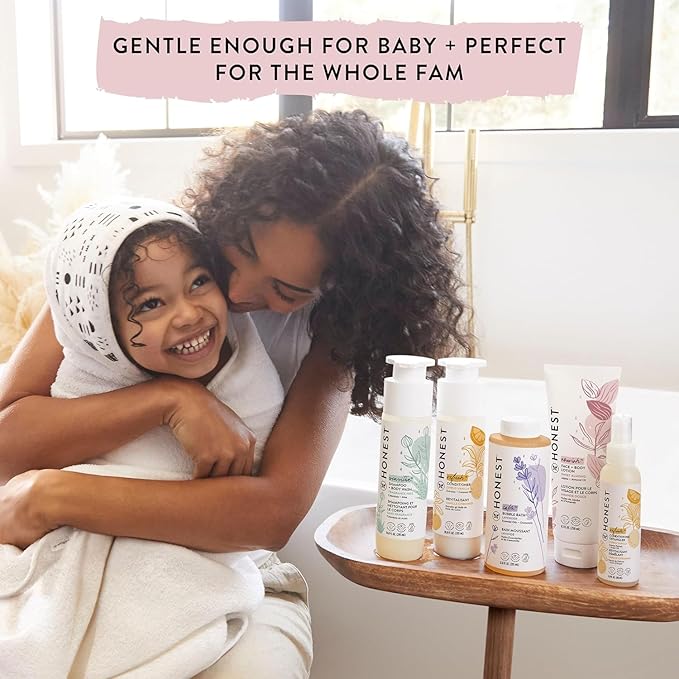 The Honest Company Foaming Bubble Bath | Gentle for Baby | Naturally Derived, Tear-free, Hypoallergenic | Sweet Almond Nourish, 12 fl oz