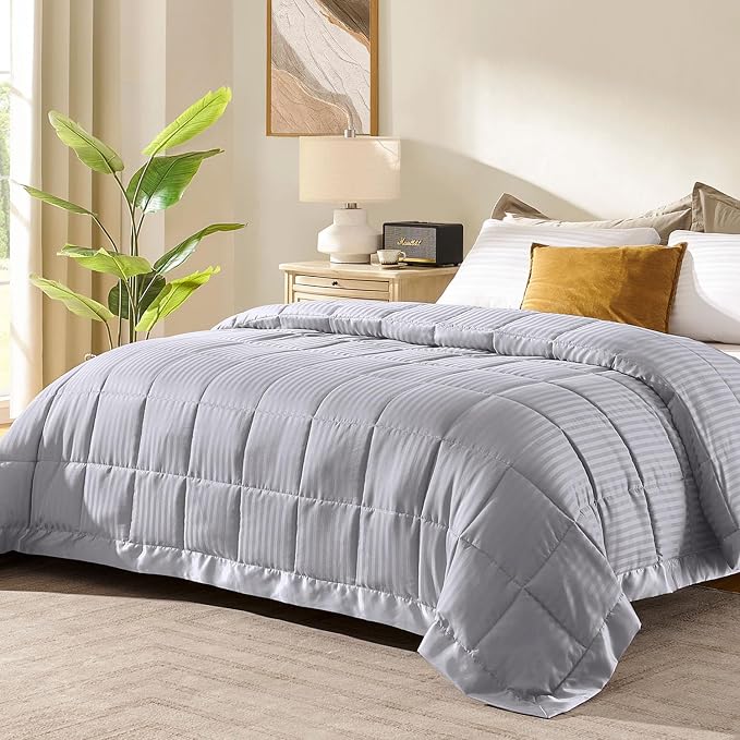 downluxe Queen Size Blanket by Downluxe