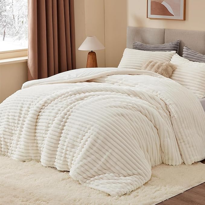 BEDELITE Fleece Oversized Queen Comforter Set -Super Soft & Warm Fluffy Cream - Image 2