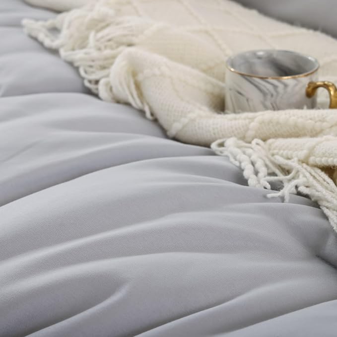 ROSGONIA Light Grey Twin/Twin XL Comforter Set - Image 5