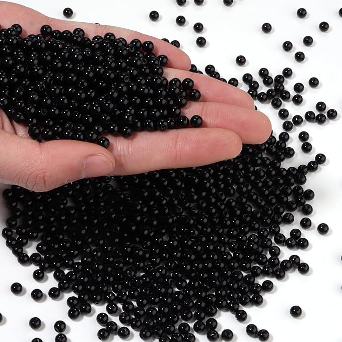 1500pcs Black 5mm Pearl Beads by chuyau