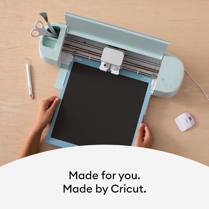 Cricut Premium Permanent Vinyl, 12ft - Image 4