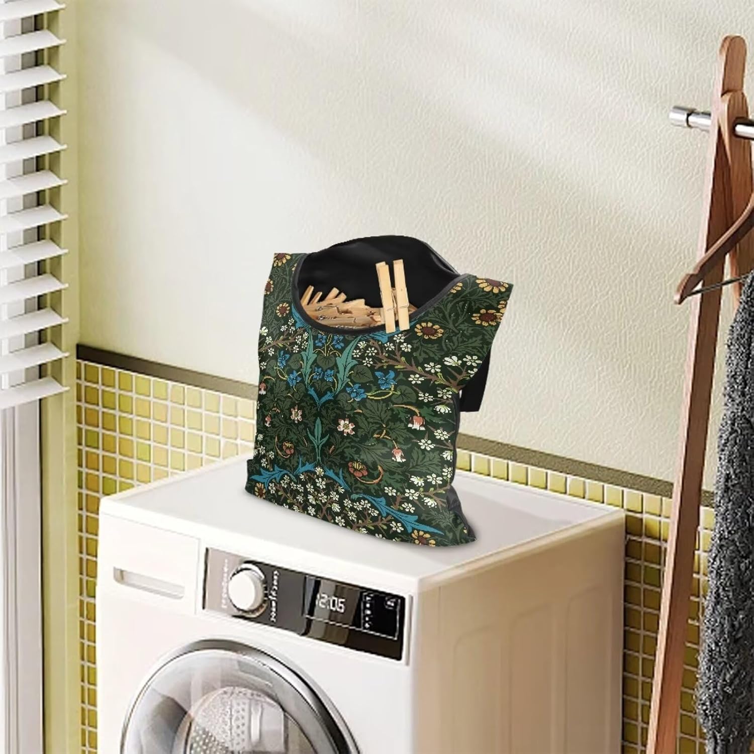 Vintage Scabious Leaf Print Reinforced Clothespin Holder Bag 14.5x12in - Large Capacity Storage with Easy Access Design - Weatherproof Hanging Organizer for Backyard Clotheslines